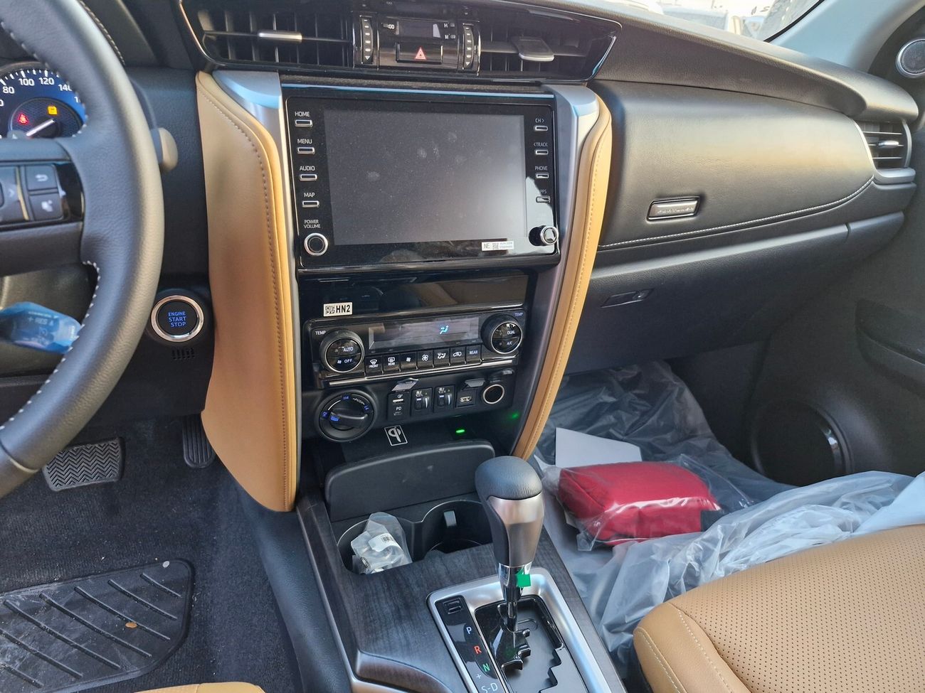 تويوتا فورتونر Toy. Fortuner 4x4 4.0L Pet - V6- A/T - 24YM – FULL