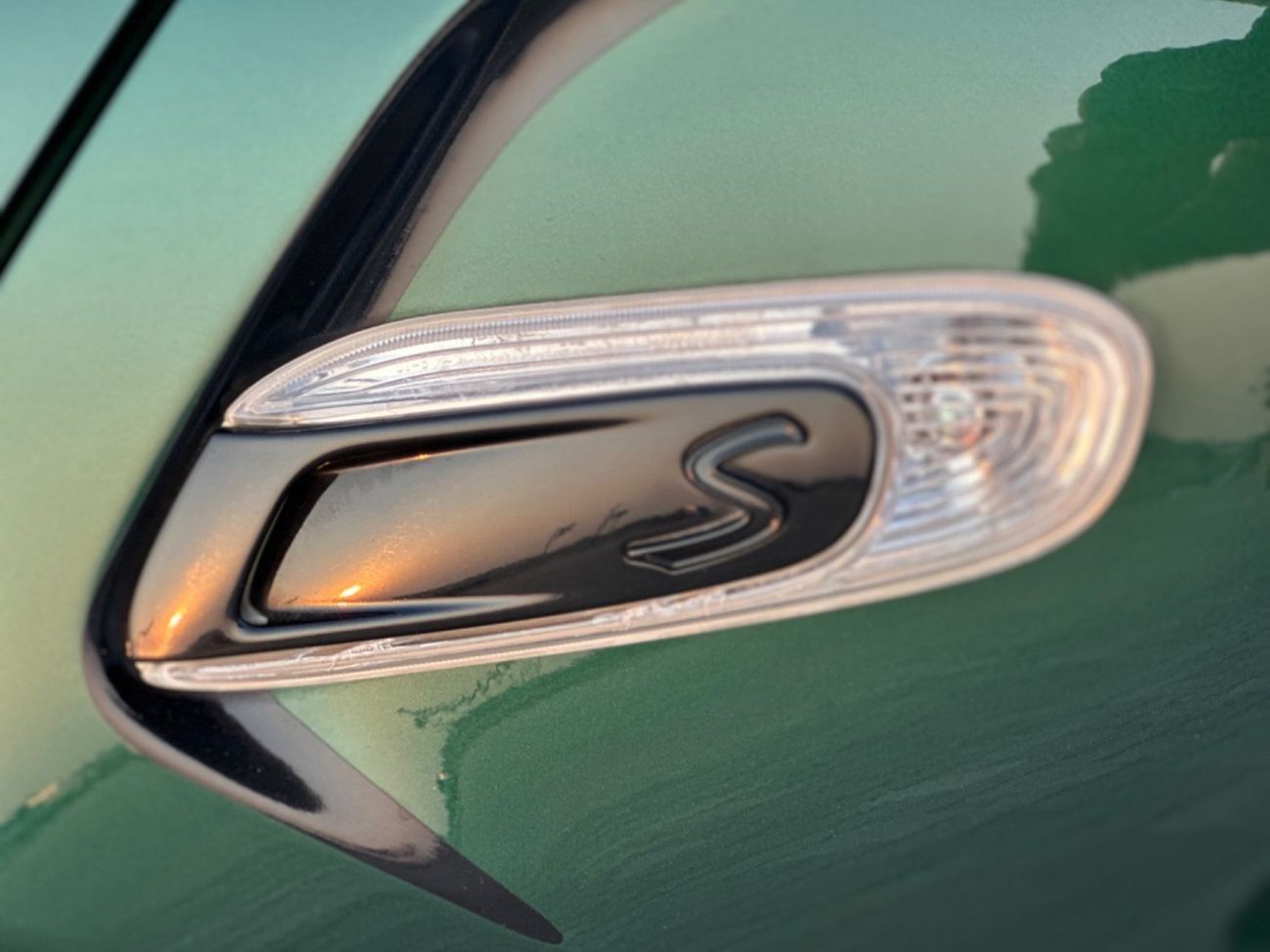 ميني كوبر إس موديل 2015 خليجي فل مواصفات بانوراما السياره حاله ممتازه من الداخل و الخارج فل مواصفات بانوراما