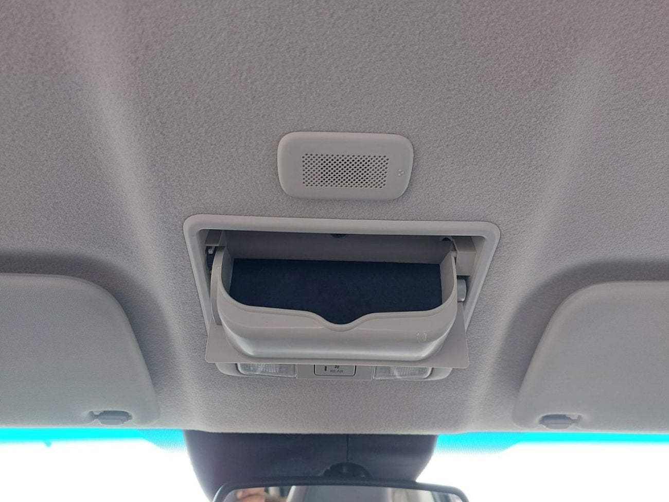 ميتسوبيشي تريتون MITSUBISHI TRITON PICKUP RHD 2020 MODEL 2.4 L DIESEL AUTOMATIC(PM04983)