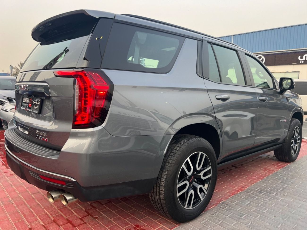 جي أم سي يوكون AT4