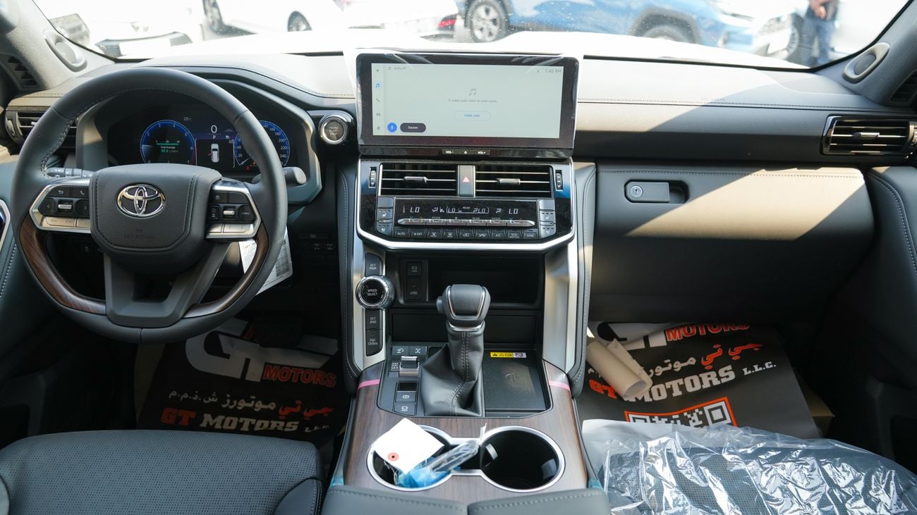 تويوتا لاند كروزر LX