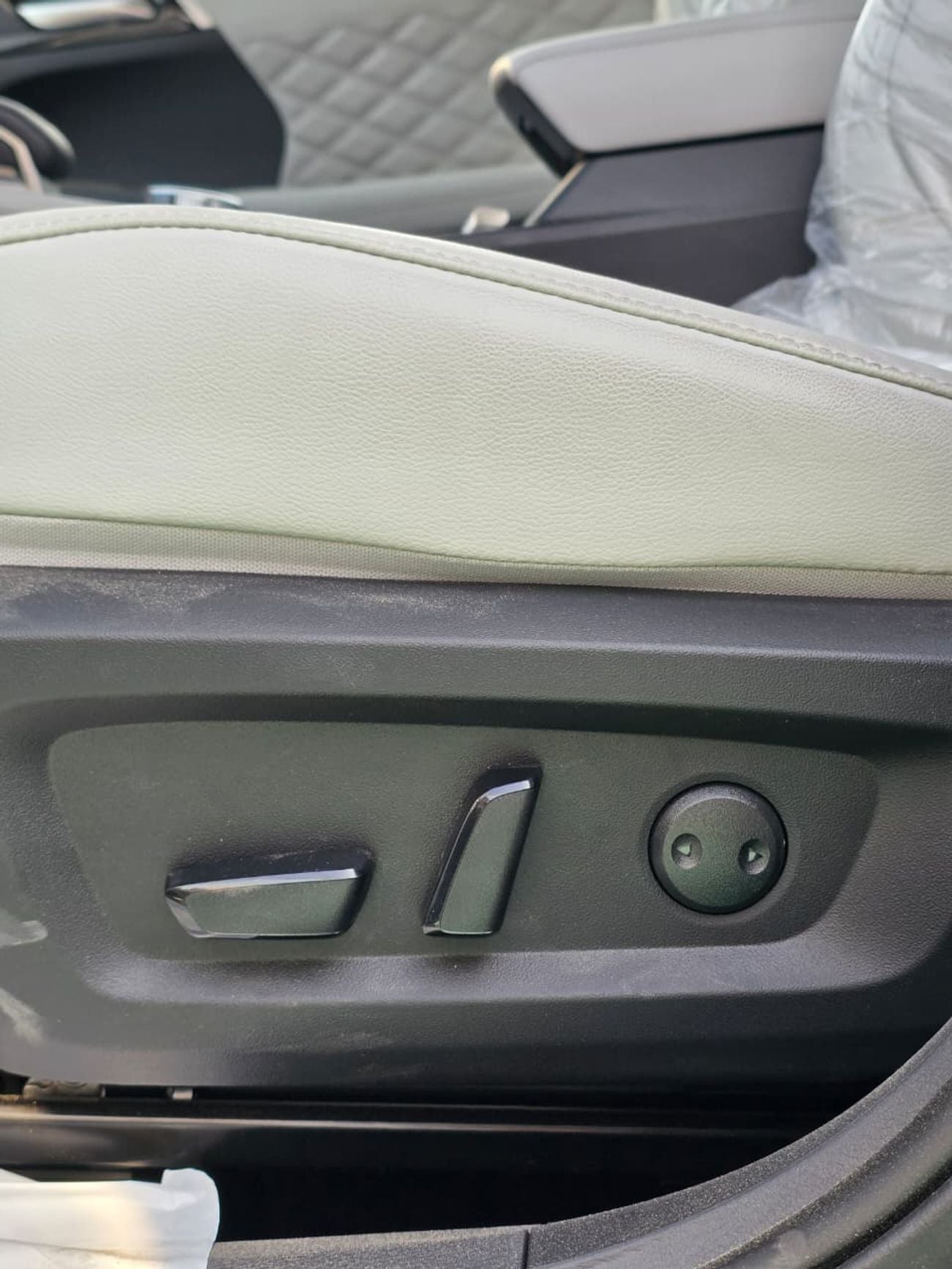 Mitsubishi Outlander H-LINE 2.5L 2026