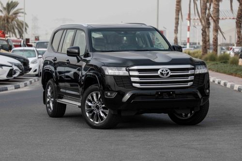 تويوتا لاند كروزر تويوتا LC300 4.0 GXR 2024 - اسود اتيتيود من داخل بيج | تصدير فقط