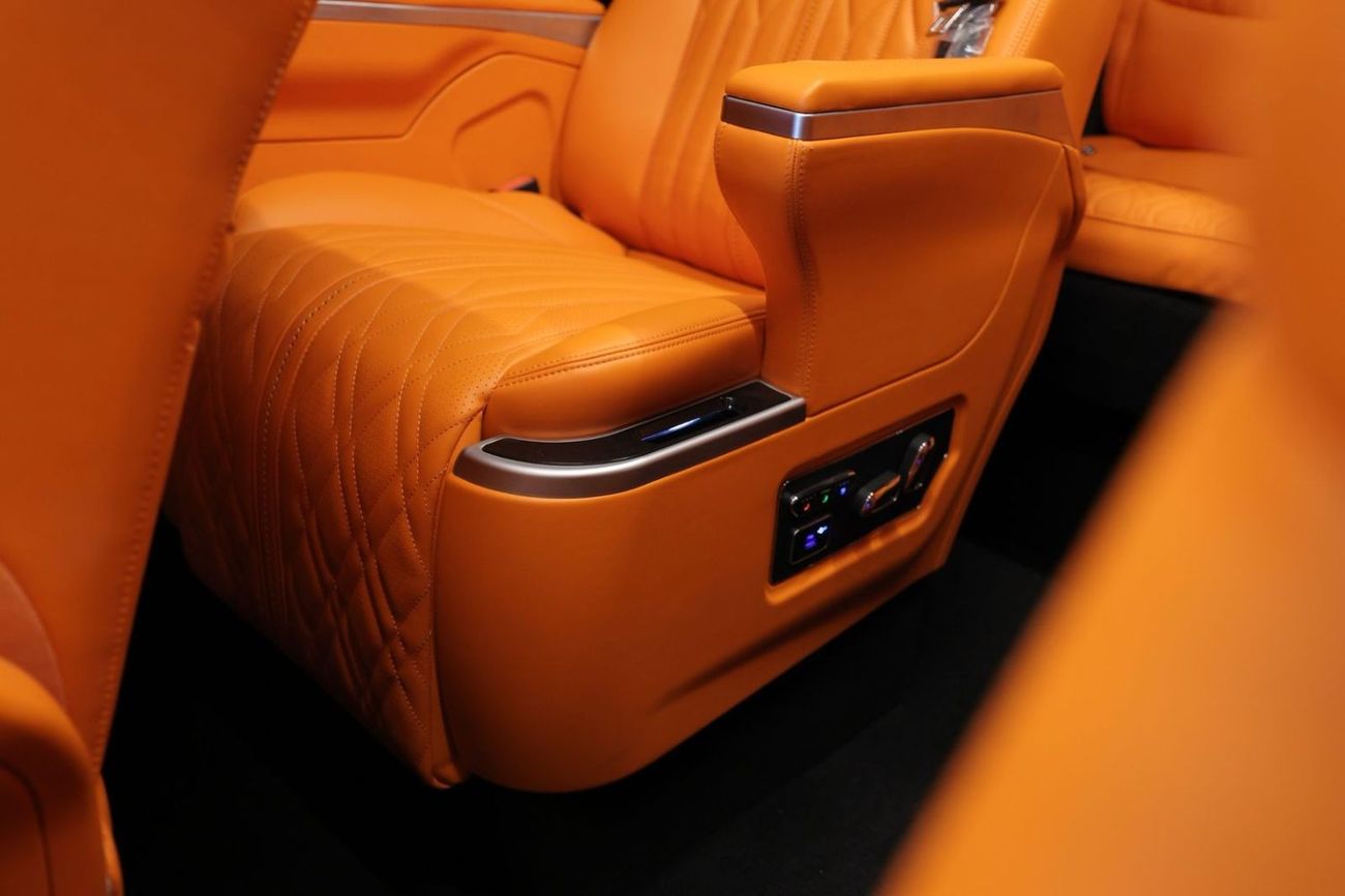 Toyota Hiace GL -High Roof Commuter 3.5L A/T VIP REAR 7 SEATER WITH PARTITON