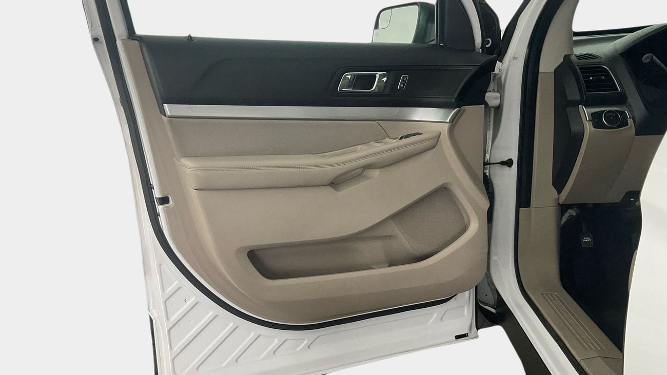Ford Explorer BASE | Guaranteed Warranty | 0 Down Payment