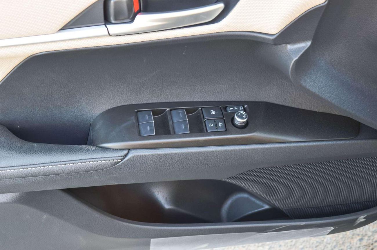 Toyota Camry TOYOTA CAMRY HYBRID 2.5L FWD SEDAN 2025