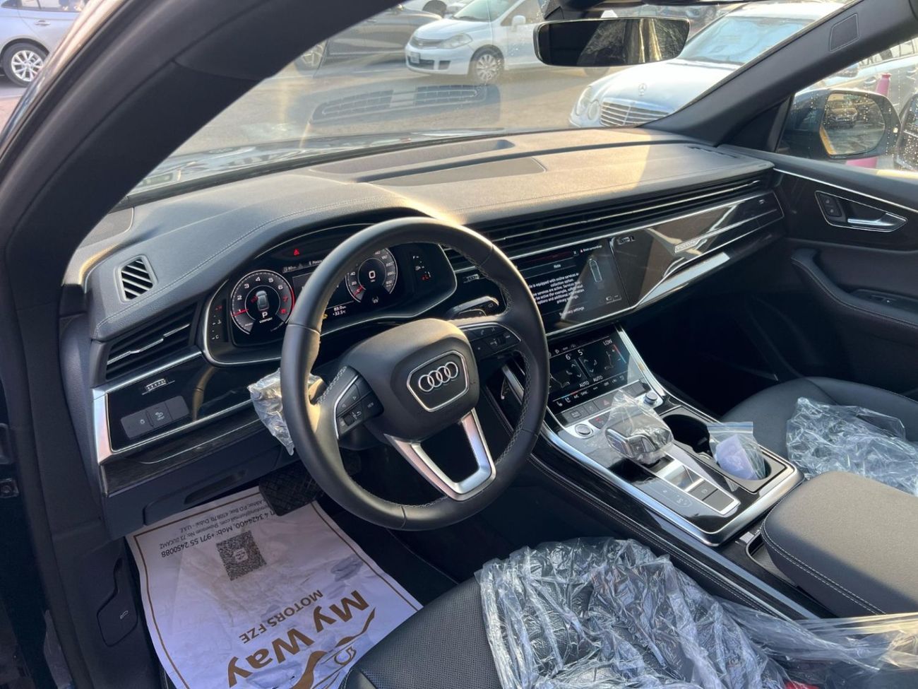 Audi Q8 2023-Audi Q8 55 TFSI Quattro-SLINE