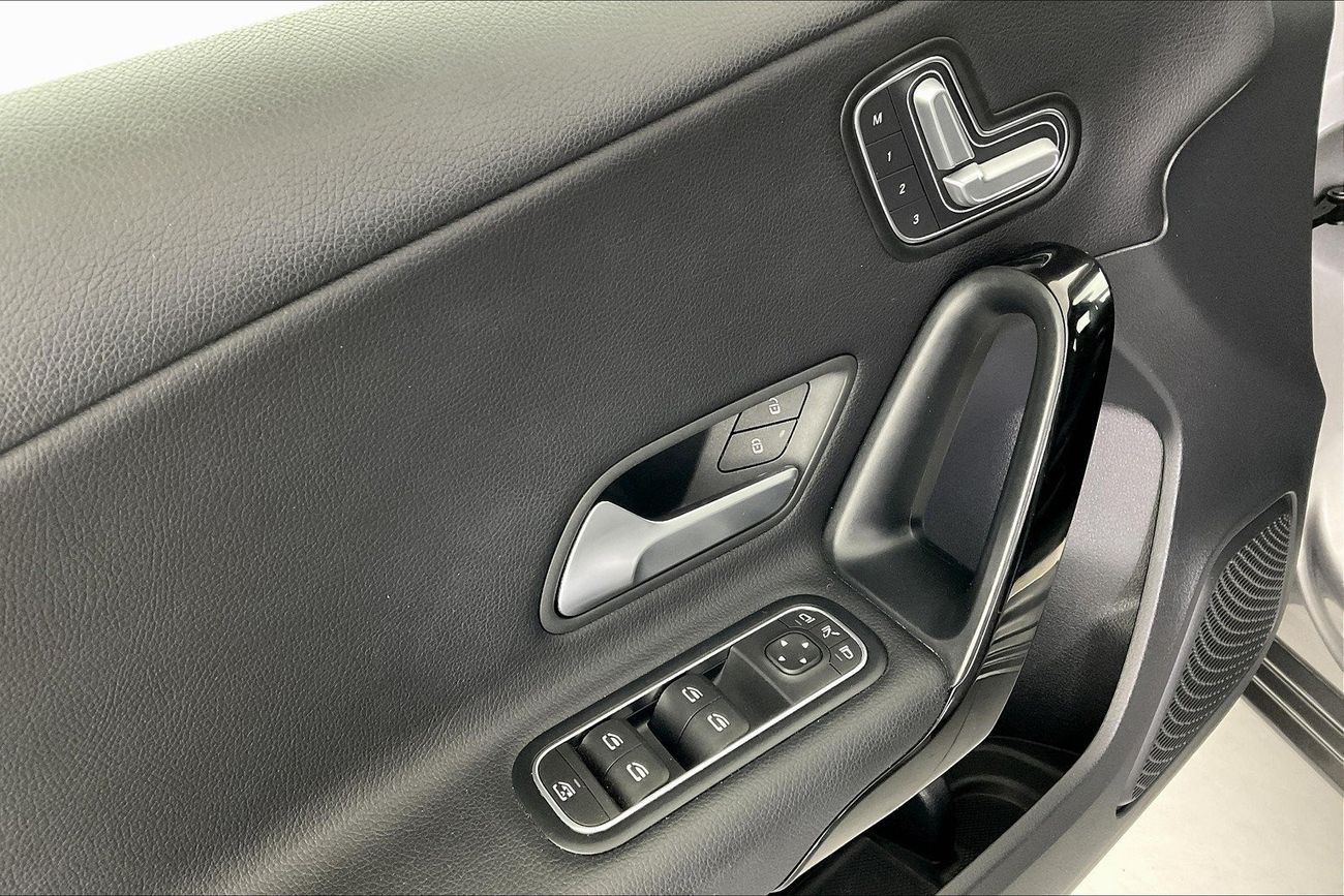 Mercedes Benz A200 Premium