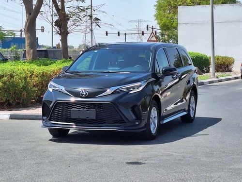 تويوتا جرافينا TOYOTA GRANVIA 2.5L HYBRID 7 SEATER