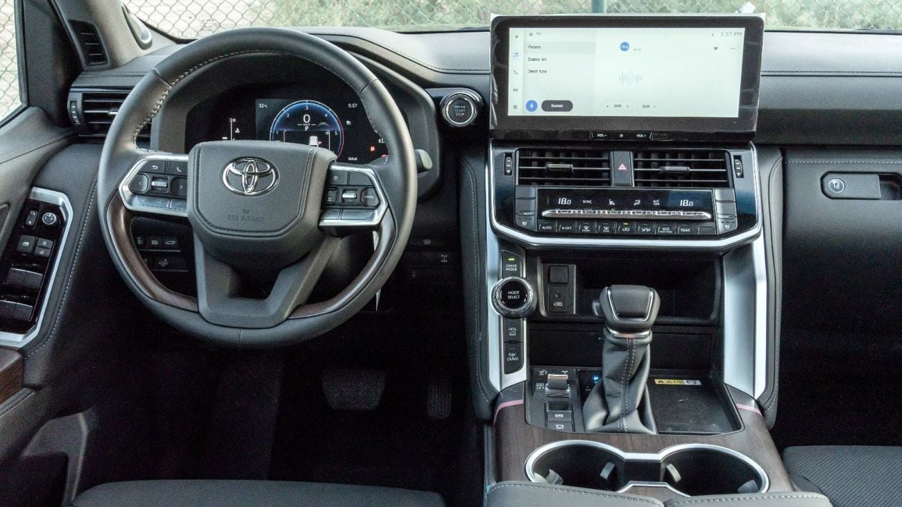 Toyota Land Cruiser 2026 Toyota Land Cruiser GXR 3.3L AT Diesel (Black-Black)