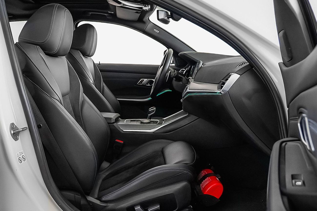 بي أم دبليو 330i M Sport 2.0L (255 HP)