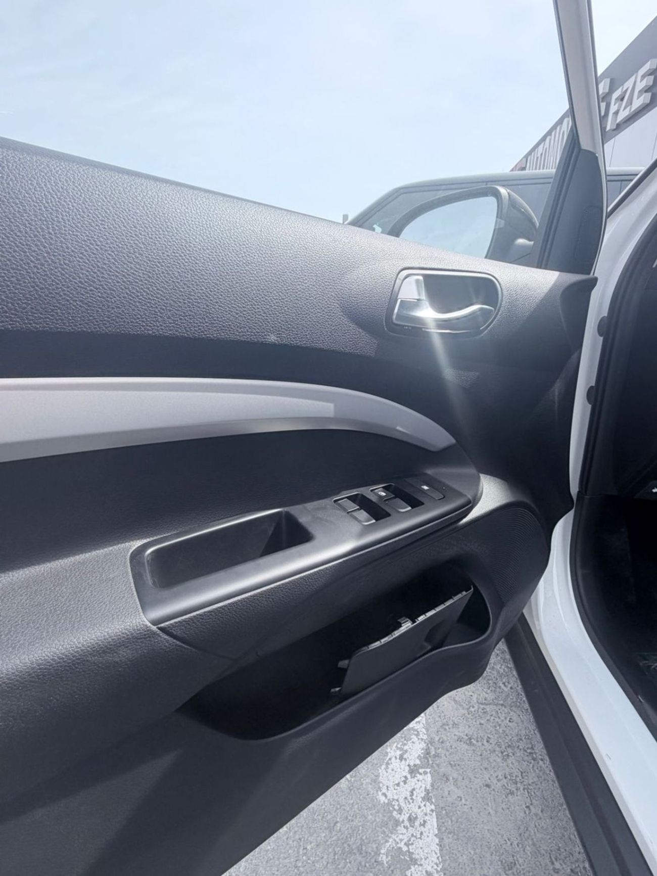 Kia KX1 KIA KX1 1.4L CVT WITH SUNROOF 2025