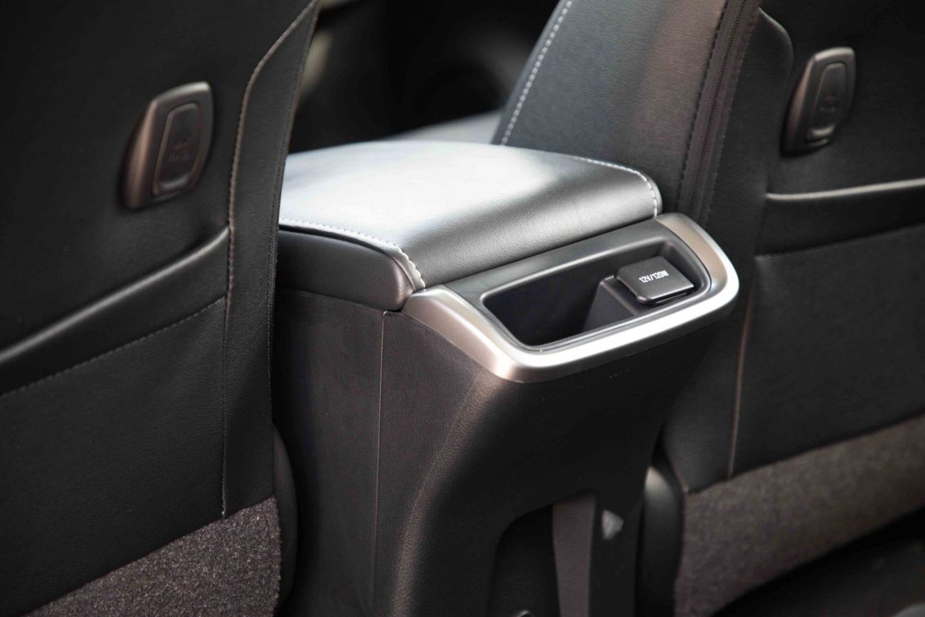 Toyota Fortuner 2023 Toyota Fortuner 4.0 Adventure - Phantom Brown inside Black