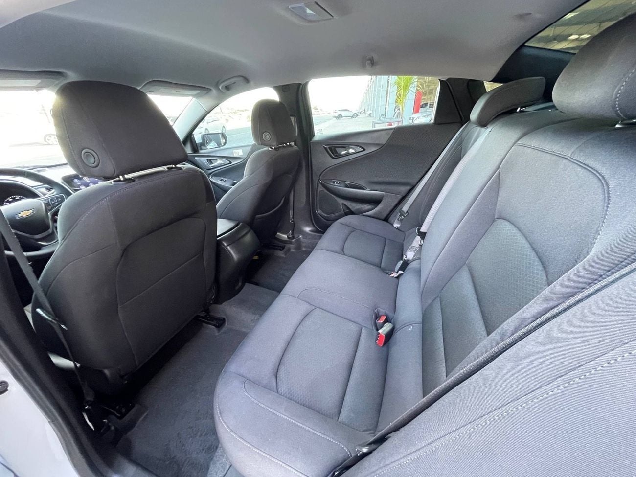 Chevrolet Malibu RS (NON GCC) 1.5L RS BLACK EDITION / 1.5T V4 / RADAR / LINE KEEP ASSIST / APPLE ANDROID AUTO / RI