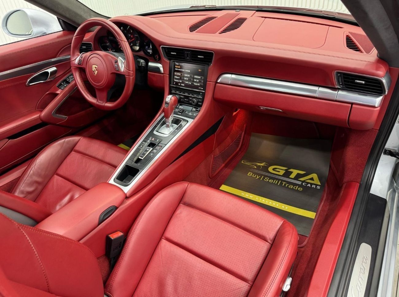 بورش 911 Carrera 3.4L Coupe 2015 Porsche 911 Carrera, Full Service History, Excellent Condition, GCC