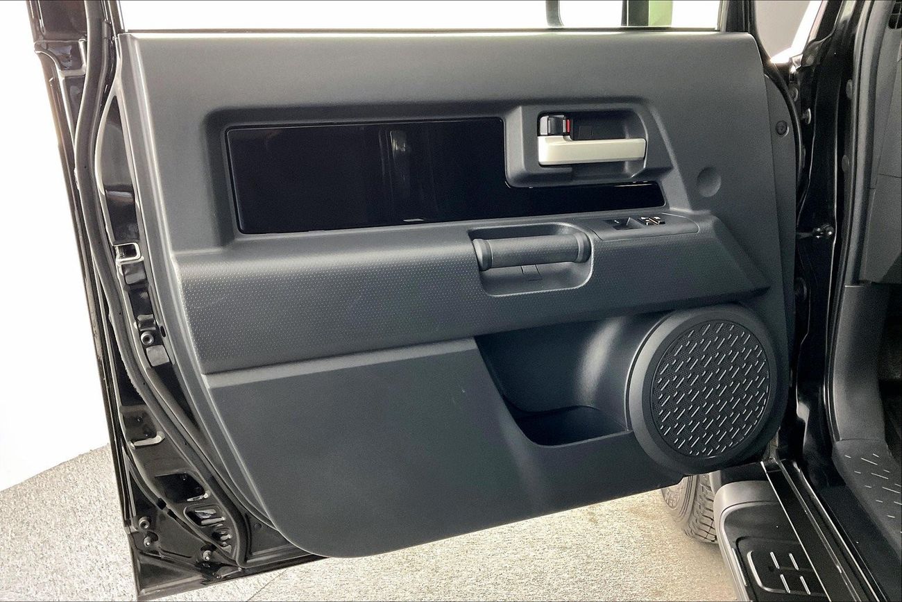 فولكس واجن تيجوان SEL | شامل الضمان | 0 ﺪﻔﻋﺓ ﺃﻮﻟﻯ