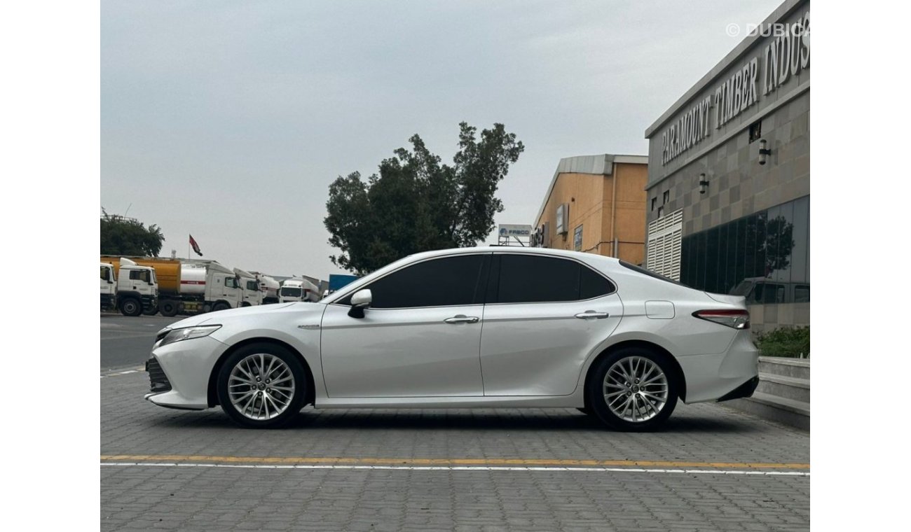 Toyota Camry SE+