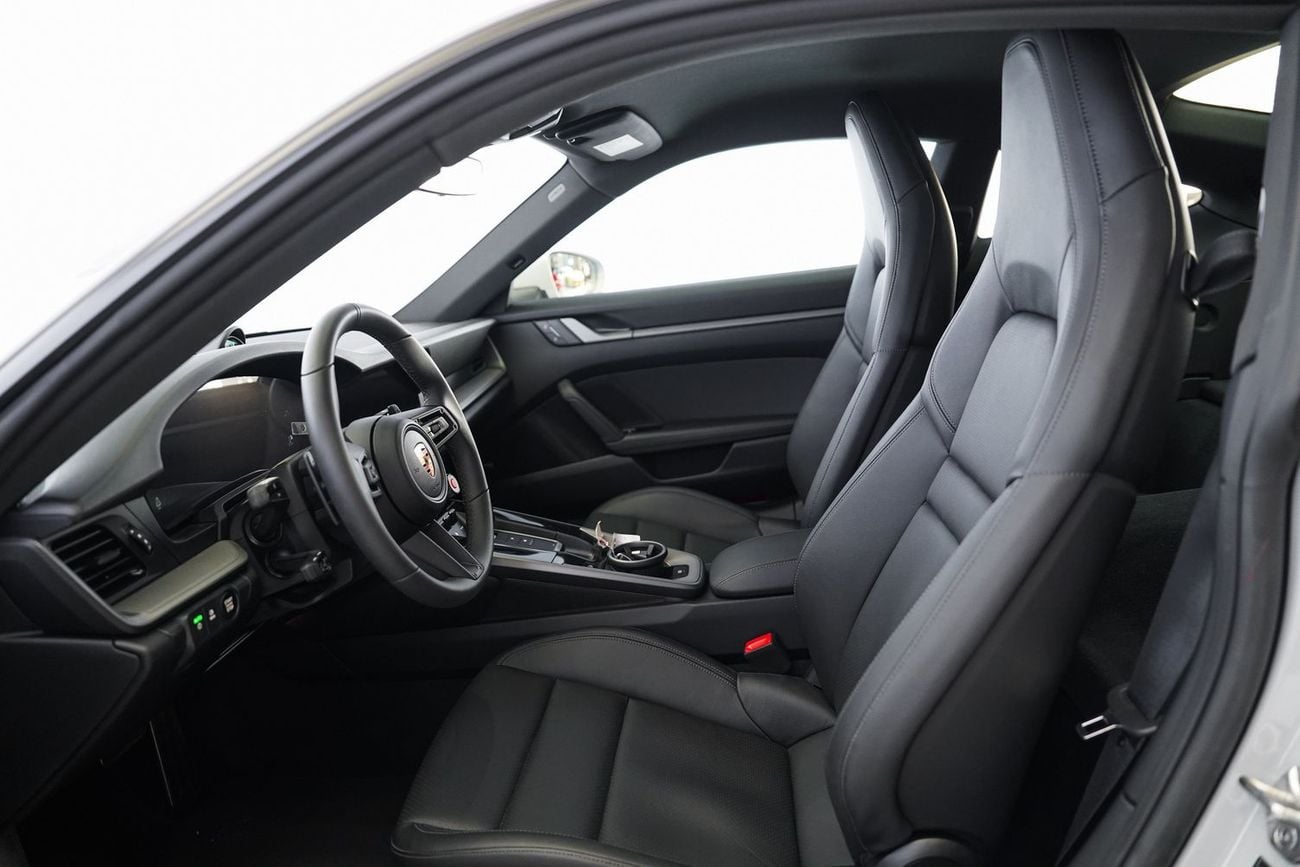 بورش 911 Carrera 3.0L (444 HP) Coupe