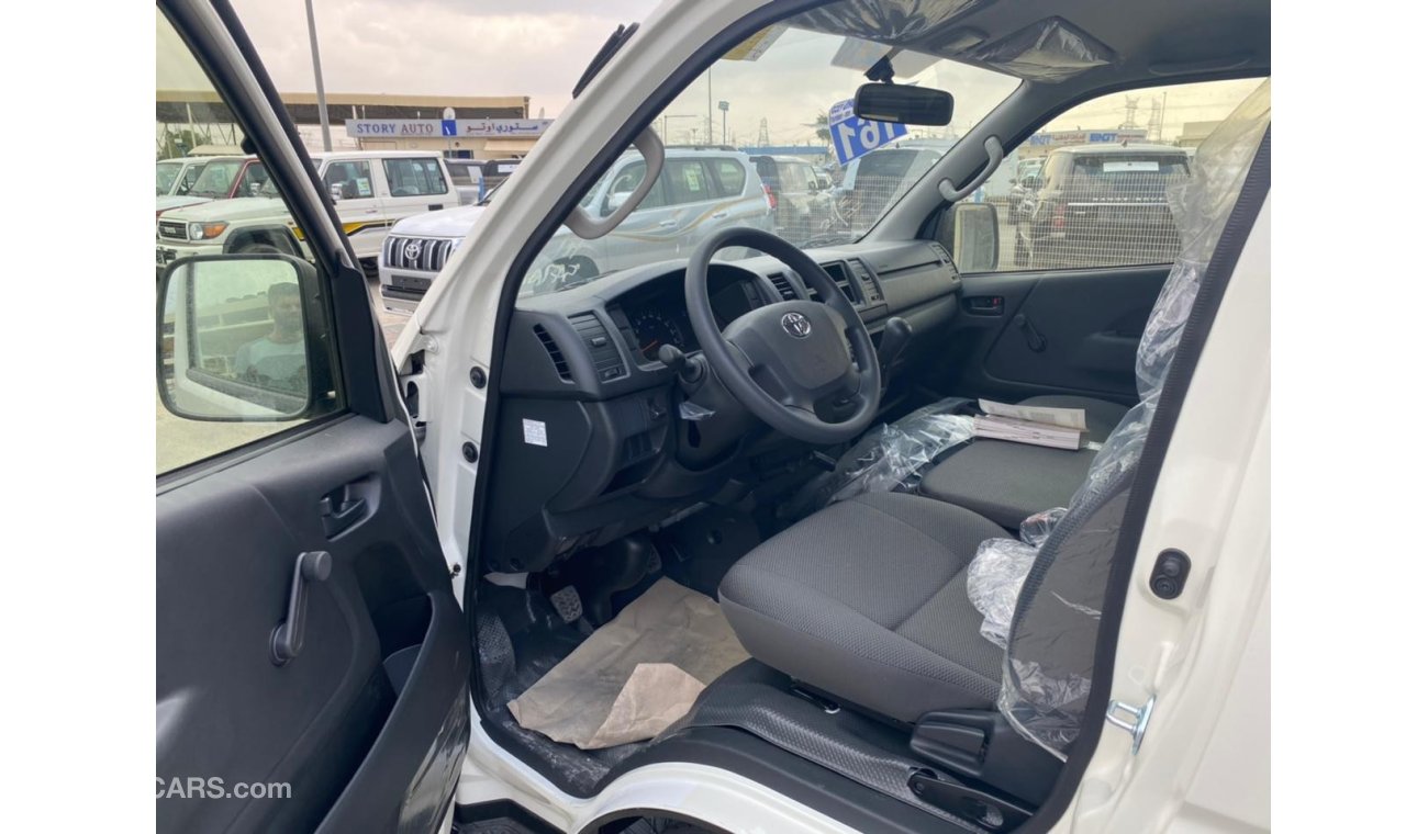 Toyota Hiace 2022 TOYOTA HIACE 2.5 DIESEL PASSENGER VAN