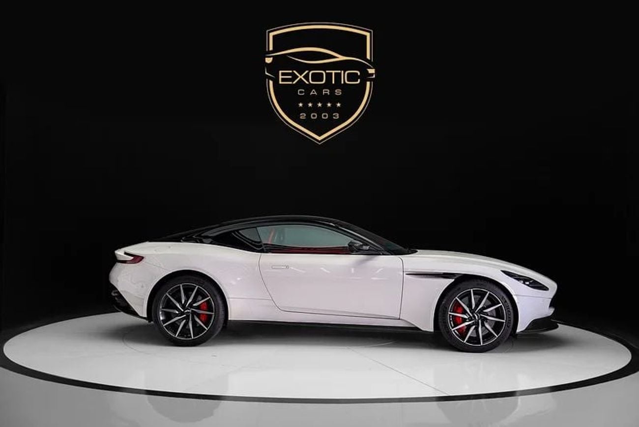 Aston Martin DB11 VOLANTE Std 4.0L