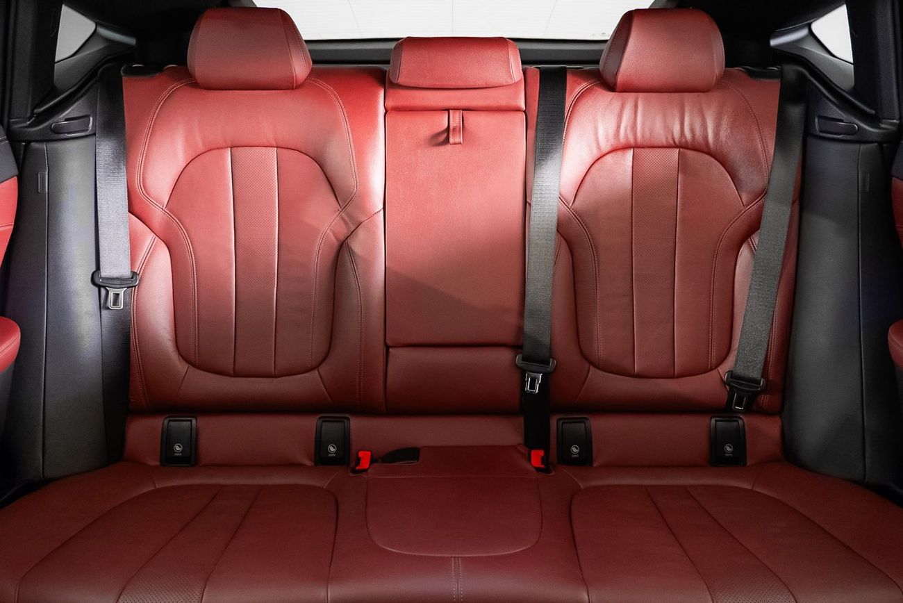 BMW X6 xDrive 40i M Sport 3.0L