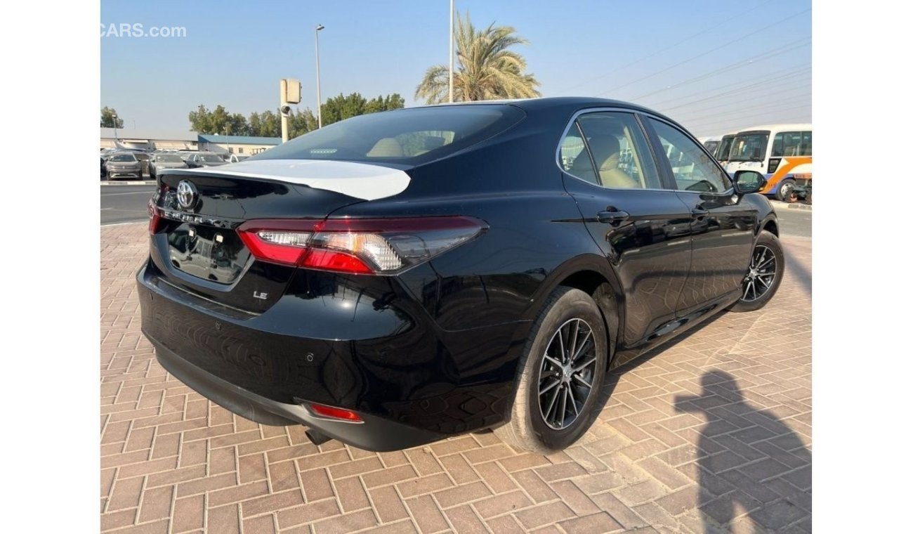 Toyota Camry LE (Without Sunroof) 2.5L Petrol A/T FWD