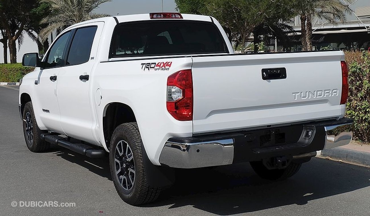 Toyota Tundra 2019 Crewmax SR5, 5.7L V8 4X4, 0km with 6 Years or 200,000km Warranty + 1 Free Service