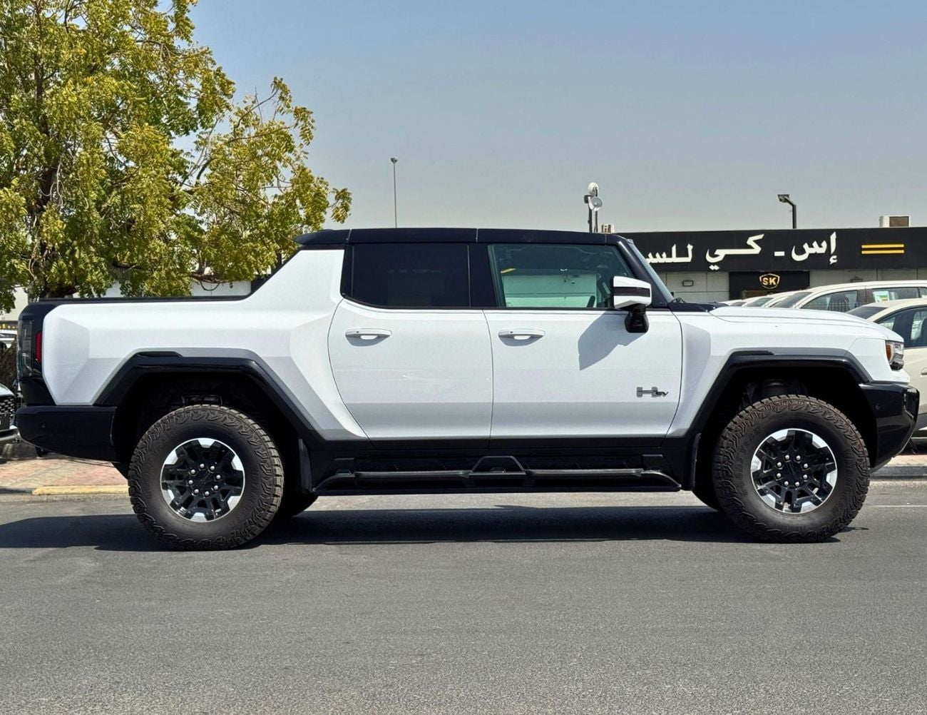 جي أم سي همر EV PICKUP / 1.5L ELECTRIC / 360* CAMERA / PANORAMIC ROOF (CODE # 69056)