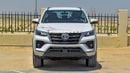 تويوتا فورتونر 2025 Toyota Fortuner 4.0L Petrol AT (White-Beige)