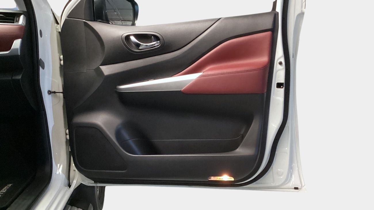 Nissan XTerra Platinum | Guaranteed Warranty | 0 Down Payment