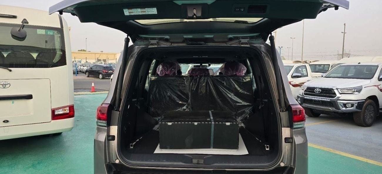 Toyota Land Cruiser LAND CRUISER 3.3 L VXR 2026