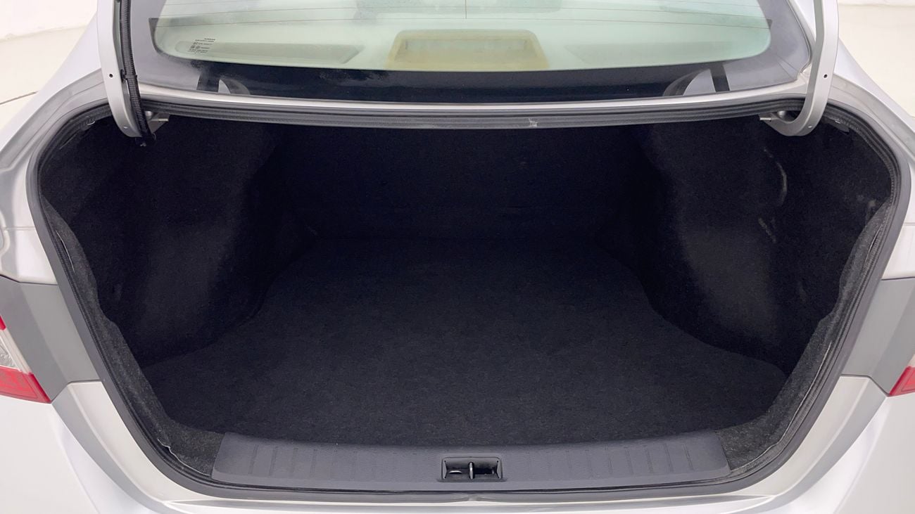 Nissan Sentra SV 1.6L (110 HP) SV 1.6 | Zero Down Payment | Home Test Drive