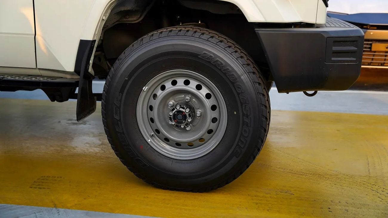 Toyota Land Cruiser 70 LC 78 Base GCC Specs