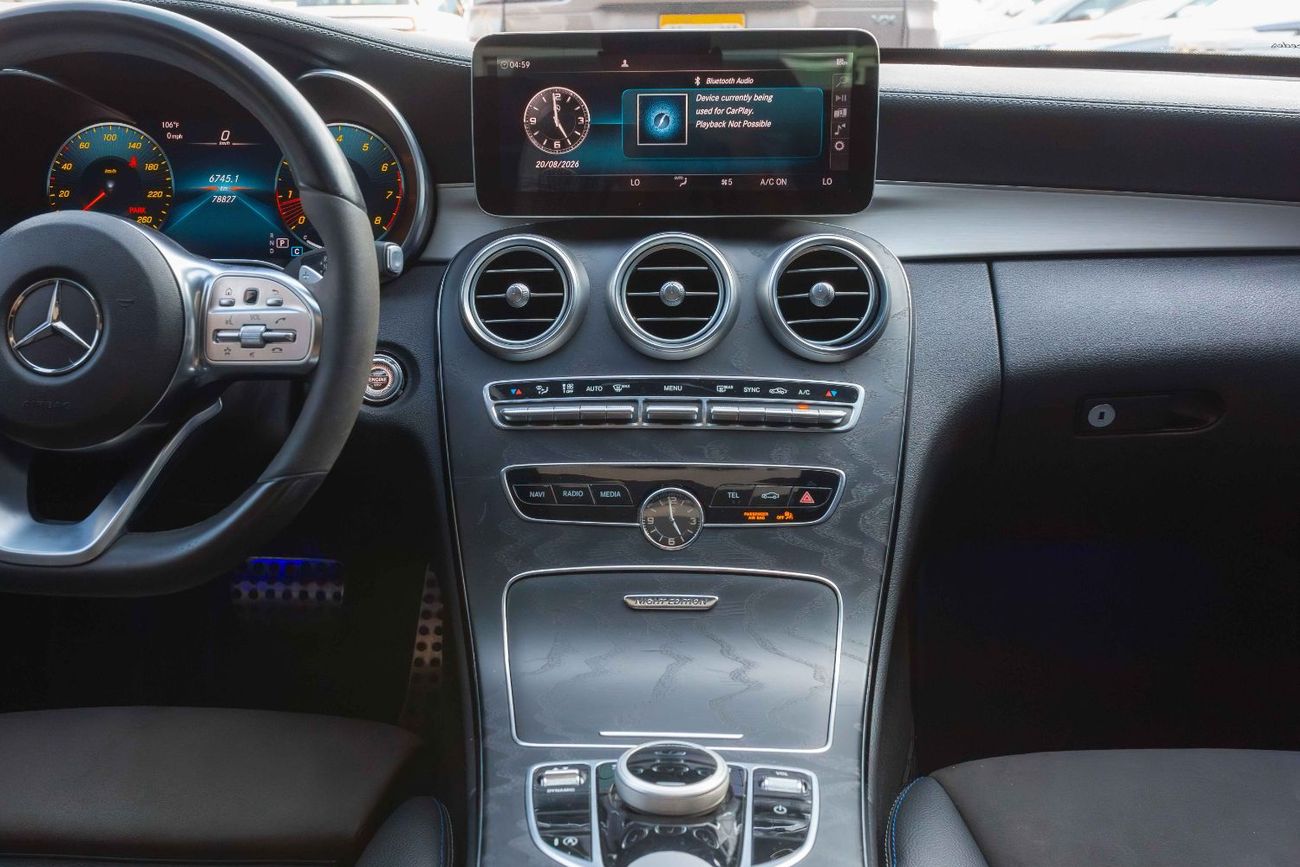 Mercedes Benz C300 STANDARD