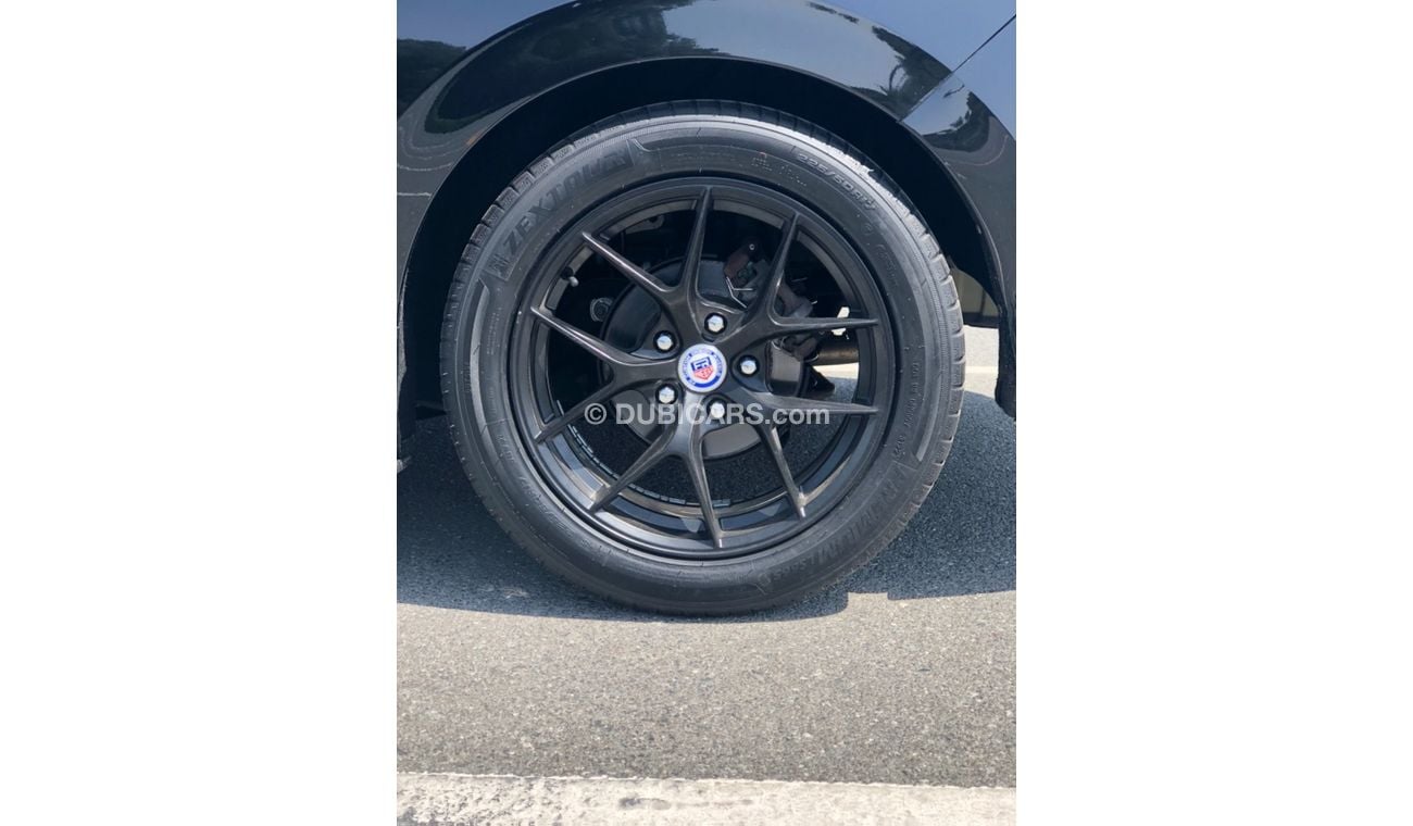 هوندا سيفيك موديل 2016 حاله ممتازه من الداخل والخارج فل مواصفات كراسي جلد ومثبت سرعه وتحكم كهربي كامل ونظام صوت 