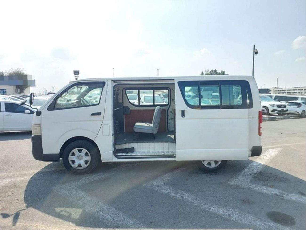 Toyota Hiace TOYOTA HIACE VAN RHD 2007 MODEL 2.5 L DIESEL MANUAL(PM78244)