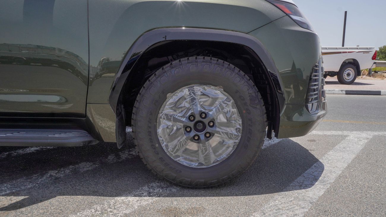 لكزس LX 600 3.5 L V6