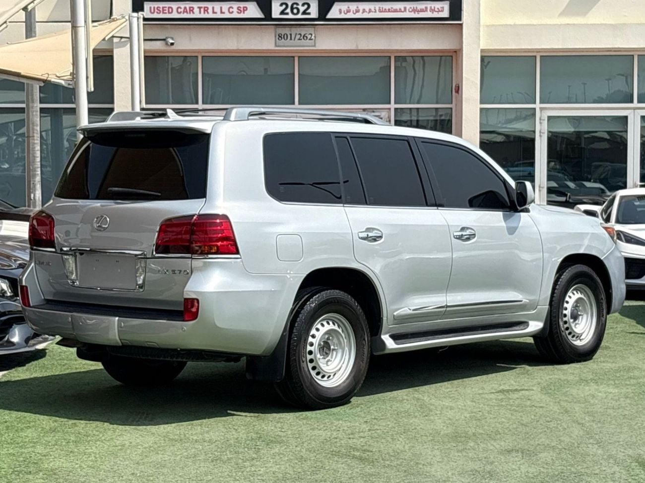 لكزس LX 570
