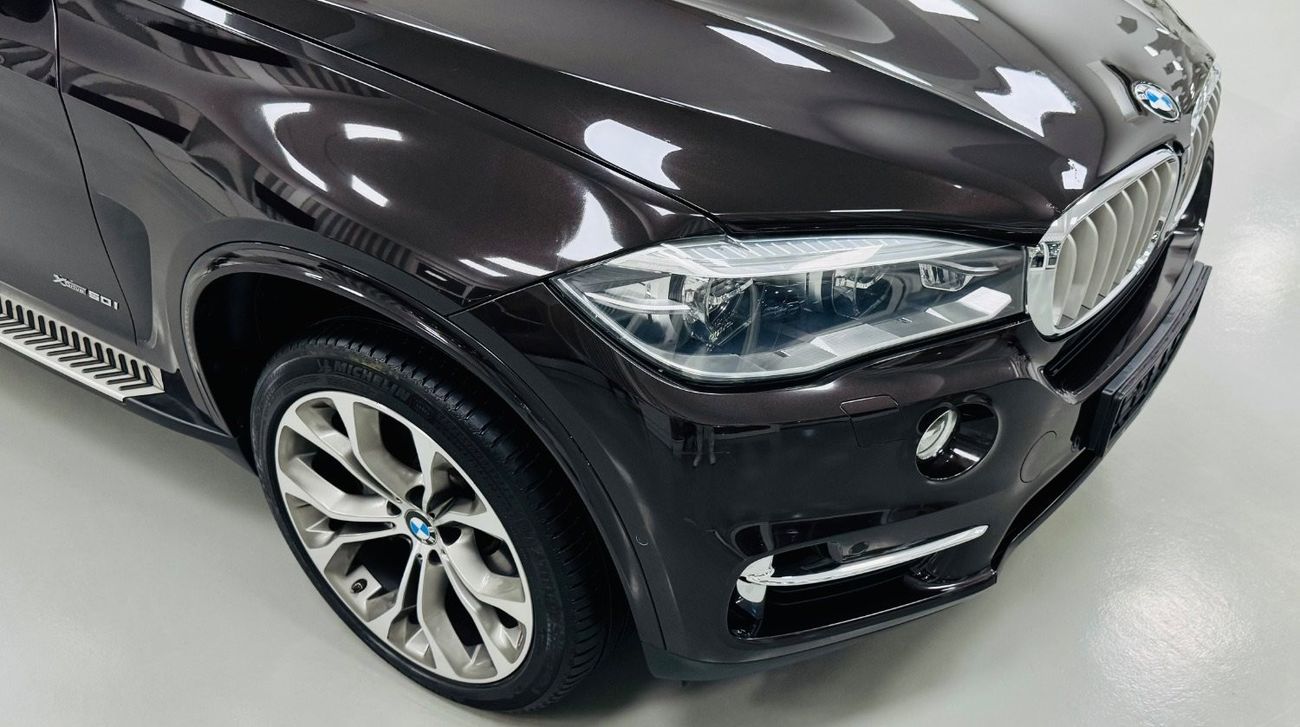 BMW X5 50i Exclusive GCC .. V8 .. FSH .. Perfect Condition ..