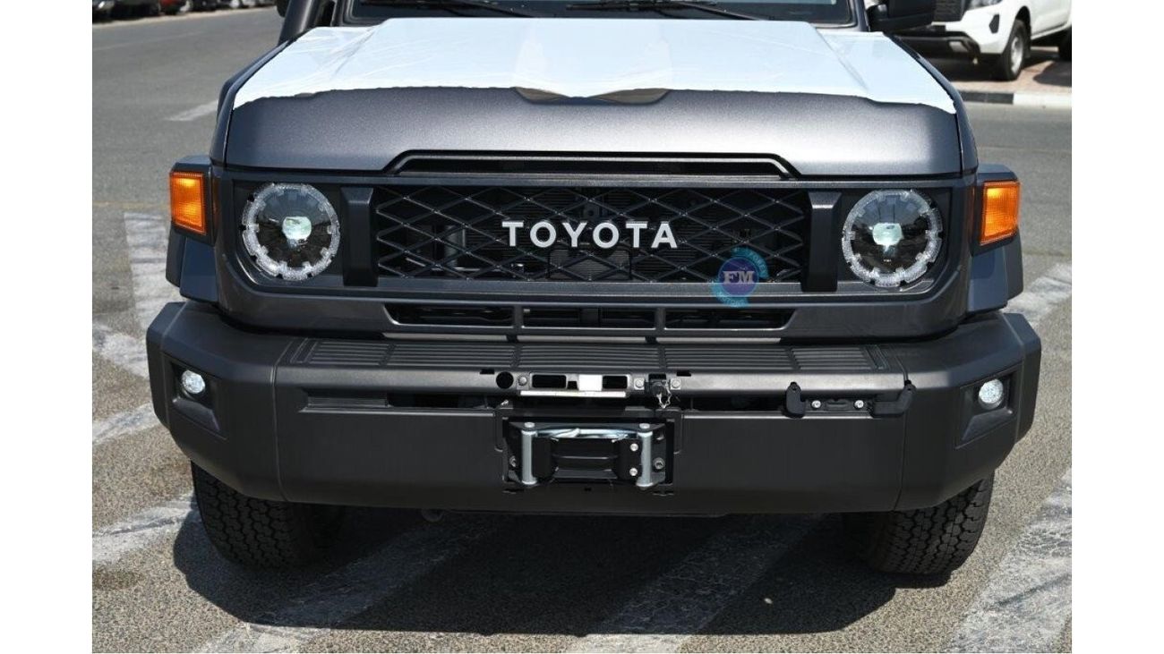 Toyota Land Cruiser Pick Up 79 Limited 4.5L Diesel