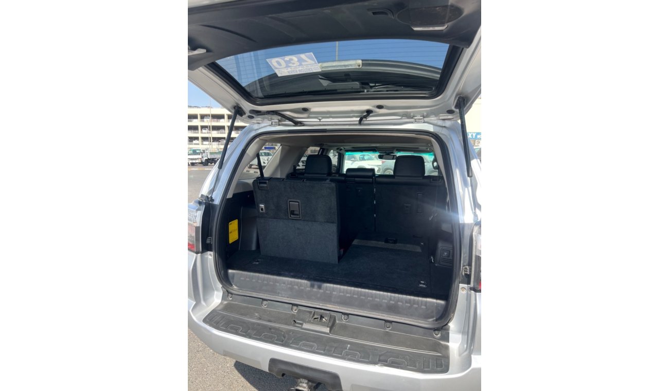 Toyota 4Runner 2018 4x4 SUNROOF 7 SEATS