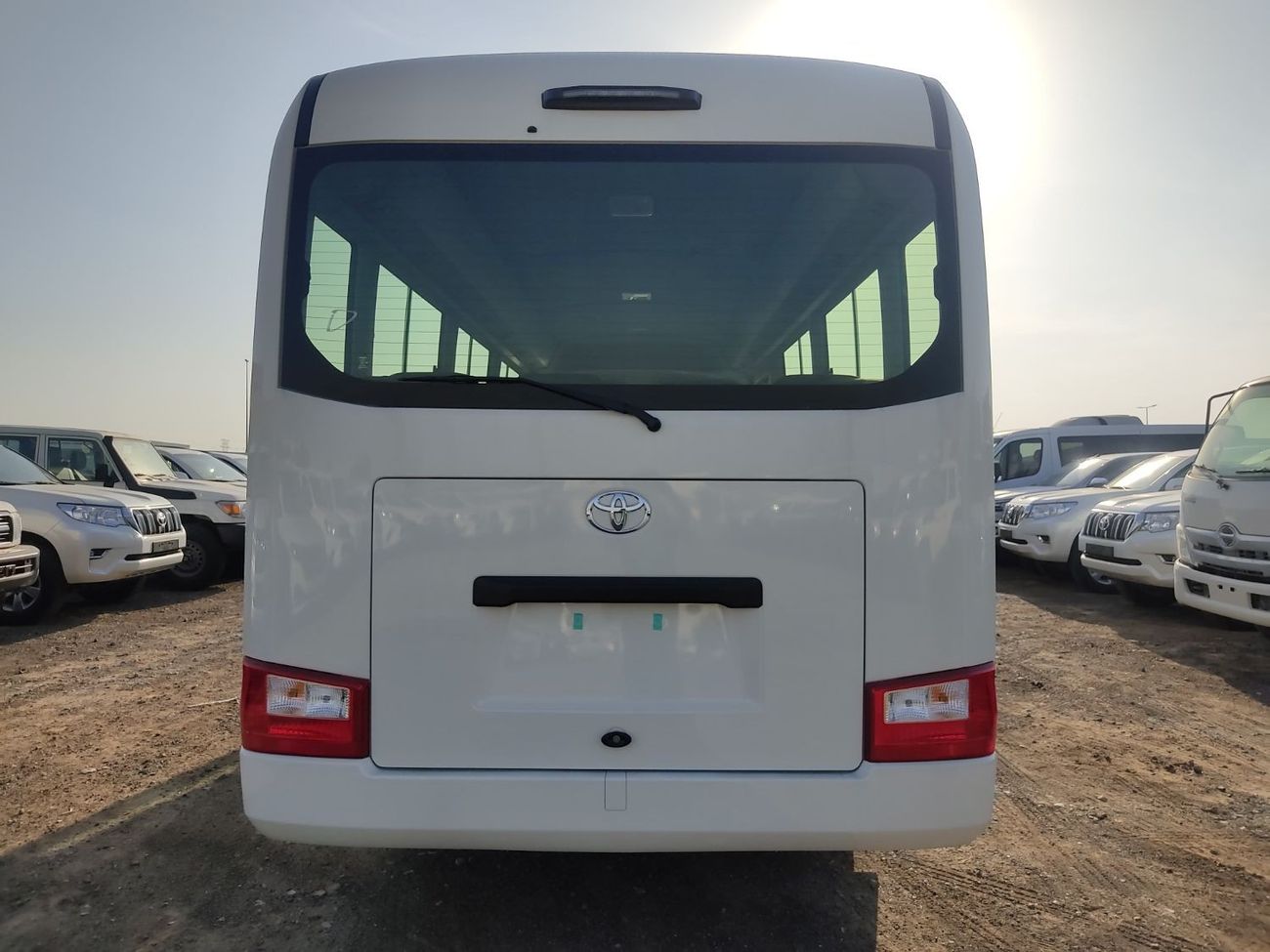 تويوتا كوستر TOYOTA COASTER 2.7 MT 30 SEATS WHITE 2024 * EXPORT ONLY AFRICA *