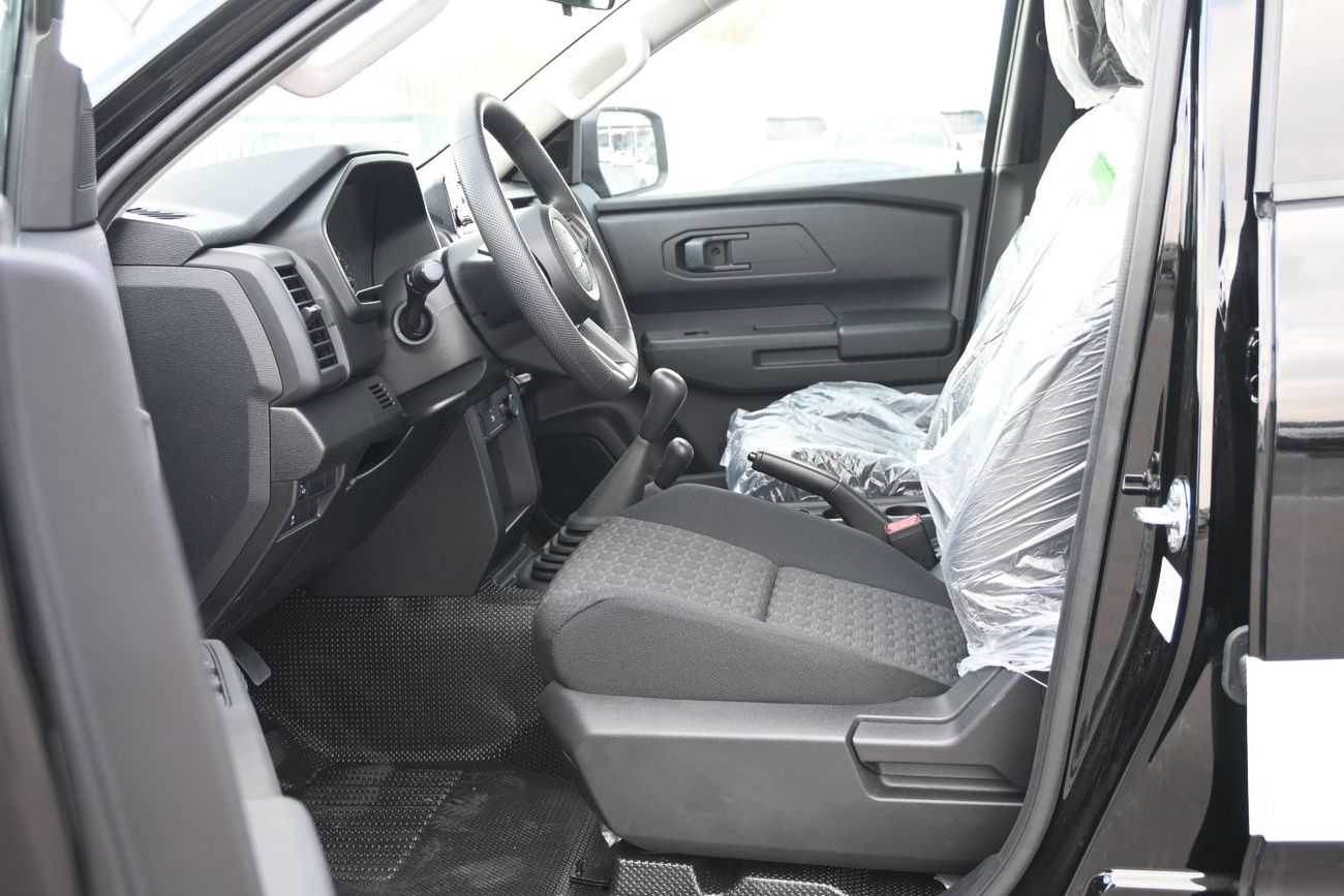 Mitsubishi L200 MITSUBISHI L200 2.4L GL PETROL DCABIN 4X4 5M/T MODEL 2026 BRAND NEW  [SILVER /W/ G / B ]