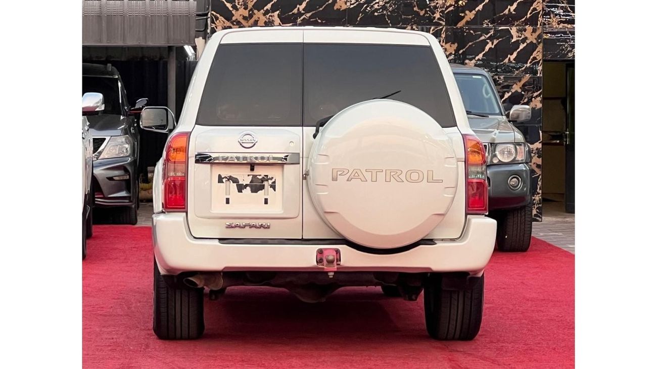 نيسان باترول سفاري
