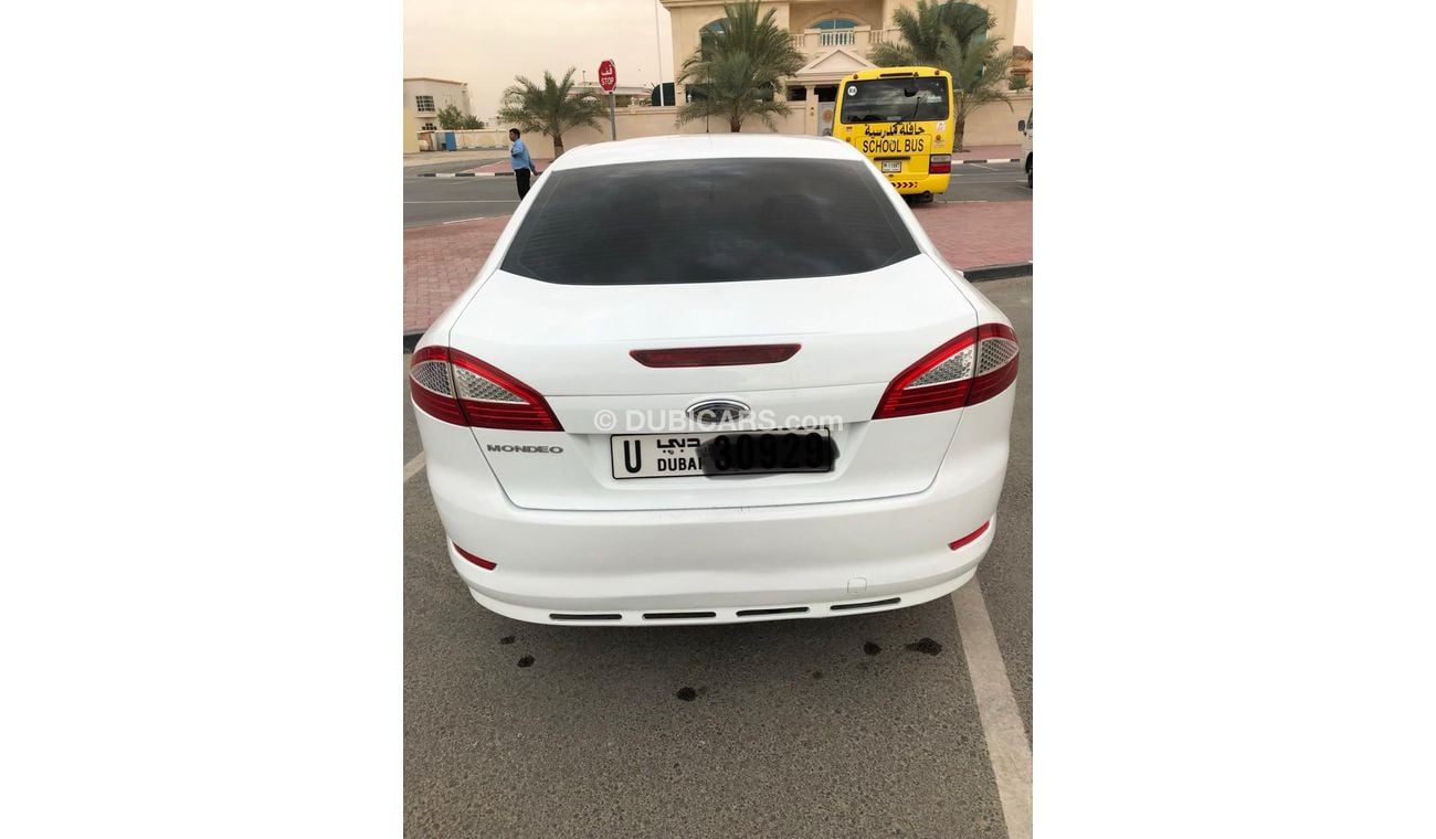 فورد مونديو Ford mondeo excellent condition model 2010 GCC