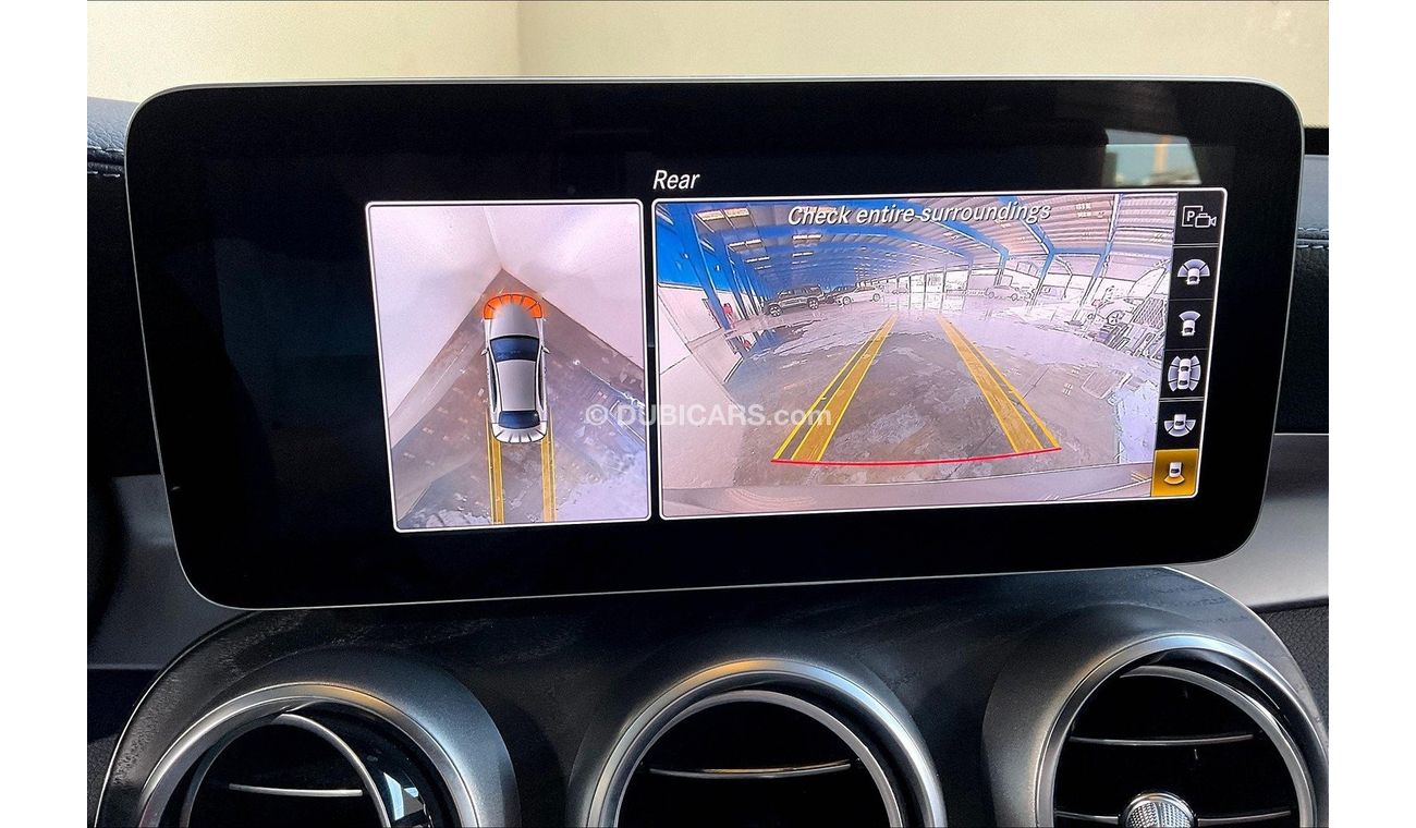 مرسيدس بنز C 200 Premium (AMG Line)