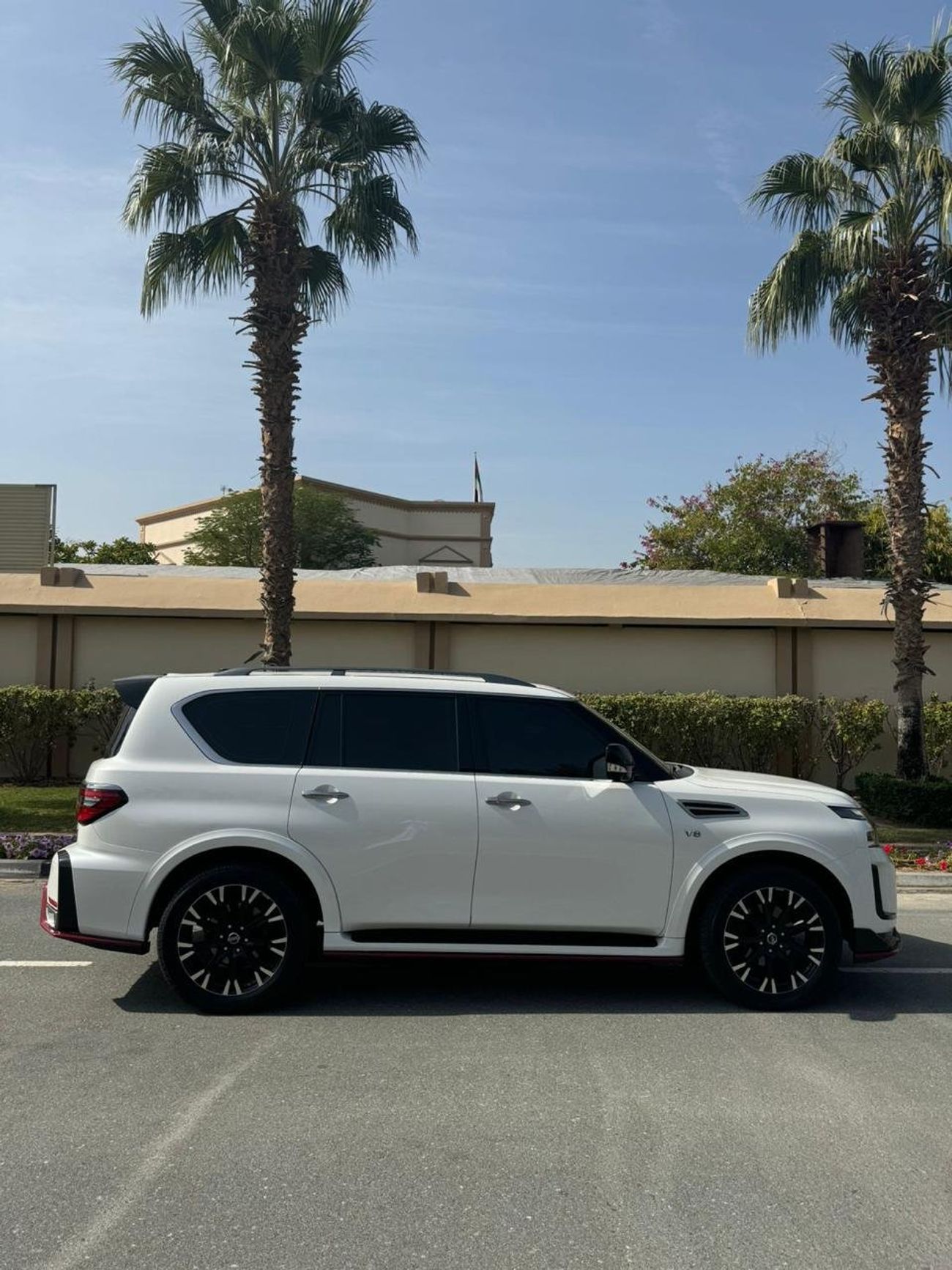 نيسان باترول LE Platinum 5.6L