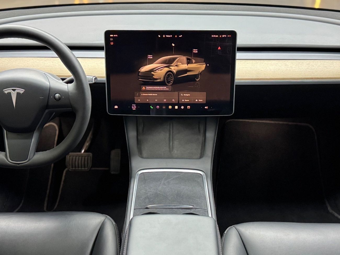 تسلا موديل Y Long Range (AWD)