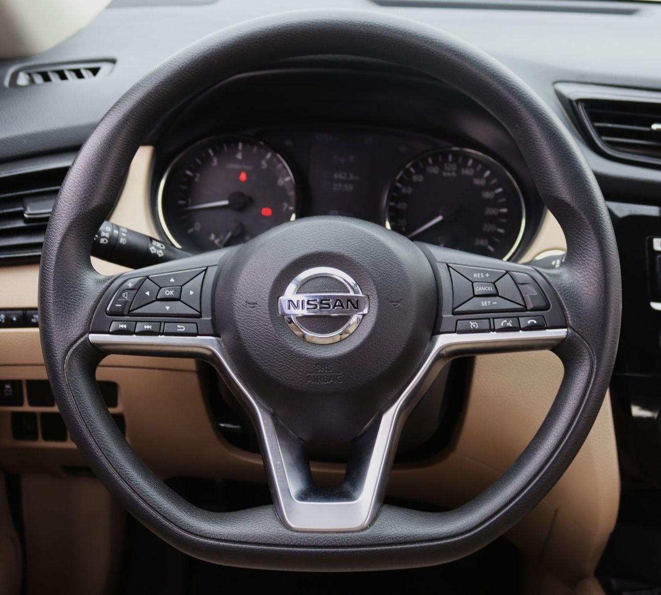 Nissan XTrail Nissan X-Trail 2022- GCC - Accident-Free - 4WD - 5 Seats - Excellent Condition Inside and Out