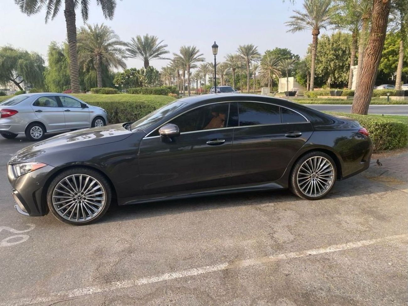 مرسيدس بنز CLS 450 Premium + 3.0L (389 HP)